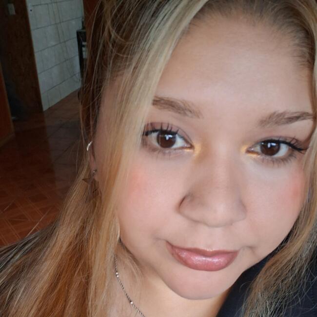 Babysitter in Osorno: Melani
