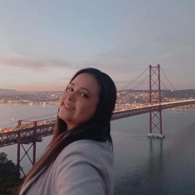 Babysitter em Almada: Pamela