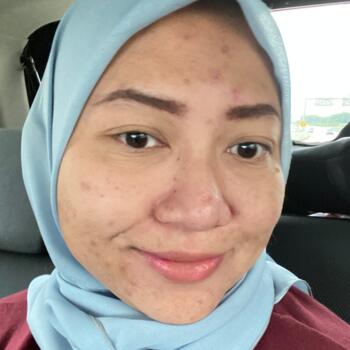 Babysitting job in Depok: babysitting job Putri