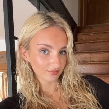 Babysitter in Annoeullin: Lou