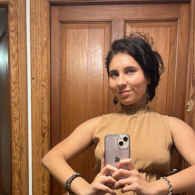 Niñera en San Jorge: Camila