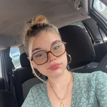 Baby-sitter Agen: Julie