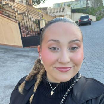 Babysitter in Penagos: Lara