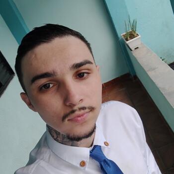 Babá em Suzano: Gustavo