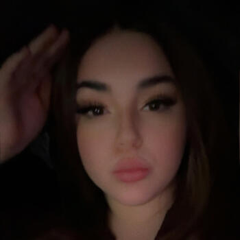 Babysitter in Detroit: Angelina