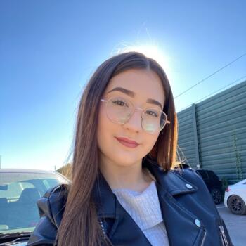 Babysitter in Beniel: Mirian