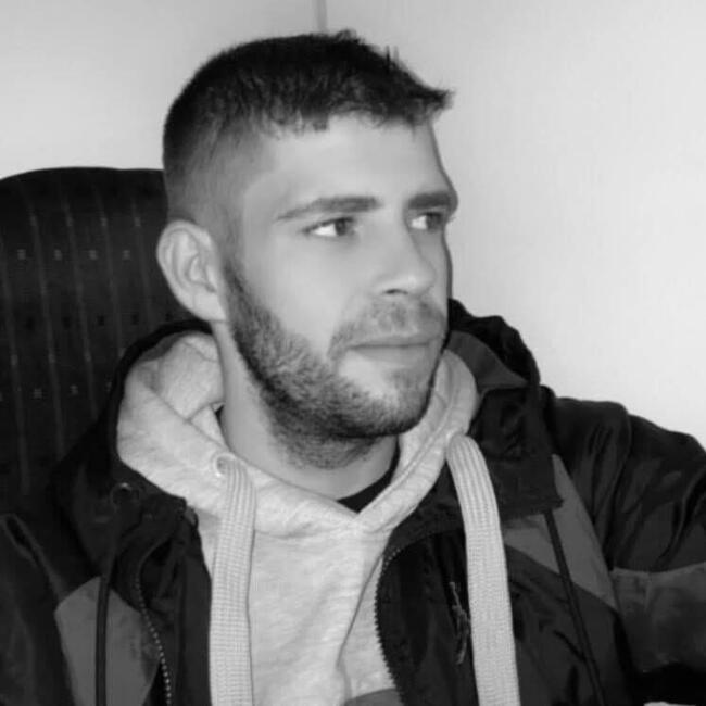 Praca dla opiekunki do dziecka w Czerwieńsk: Mariusz