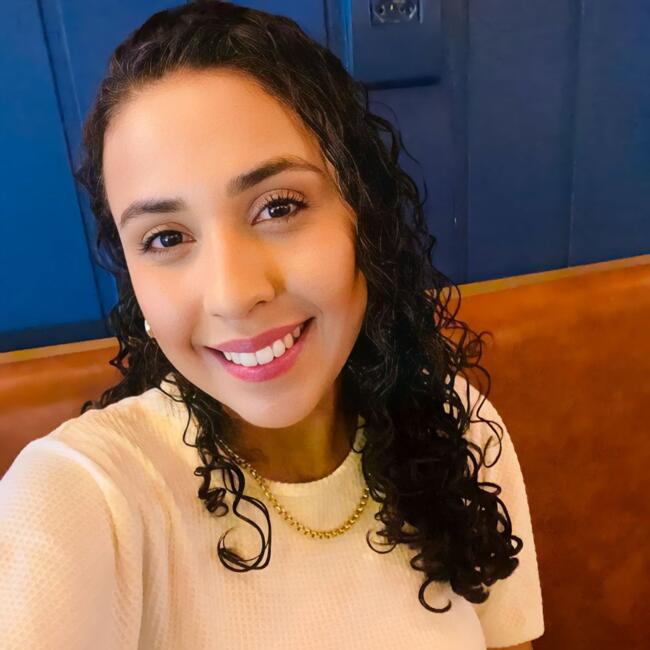 Babysitter in Florianópolis: Sheila