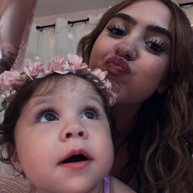 Babysitter in Des Plaines: Juana