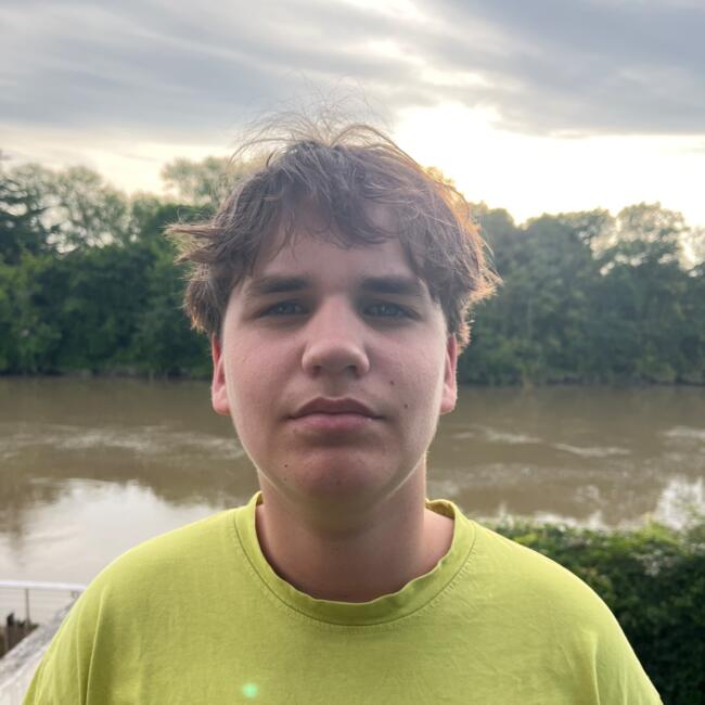 Babysitter in Libourne: Jules