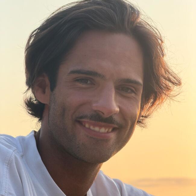 Baby-sitter à Paris: Fabien