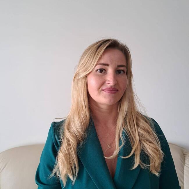 Job de babysitting în Oradea: Alina