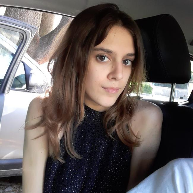 Babysitter in Bellinzona: Emma