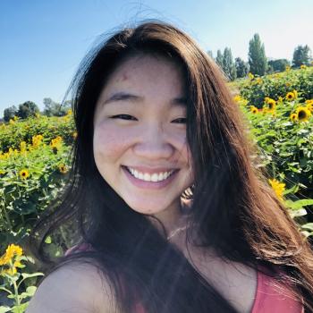 Baby-sitter in Burnaby: Caroline