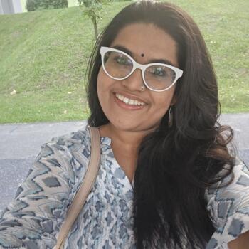 Babysitter in Singapore Island: Preethi