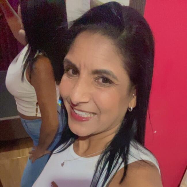 Babysitter in Porto Alegre: Adriana camargo