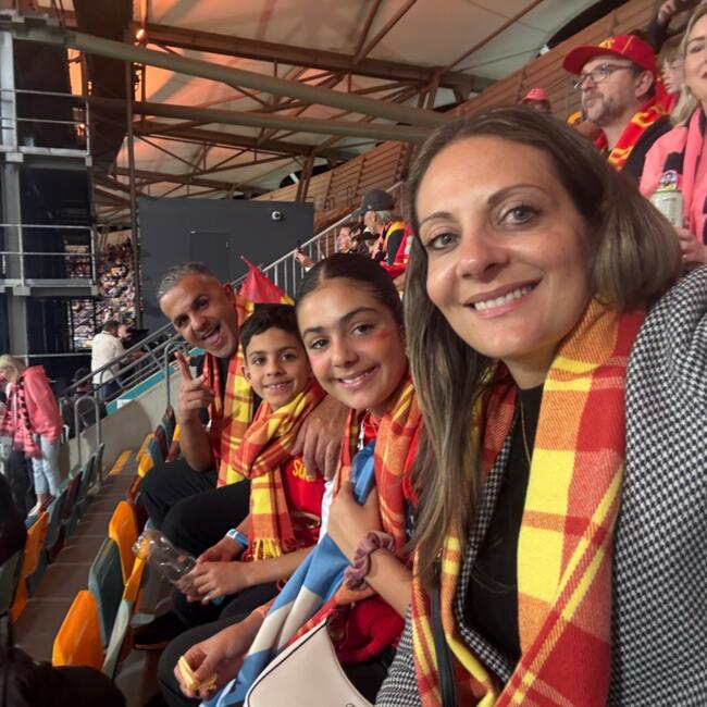 Babysitting job in Gold Coast: Hess