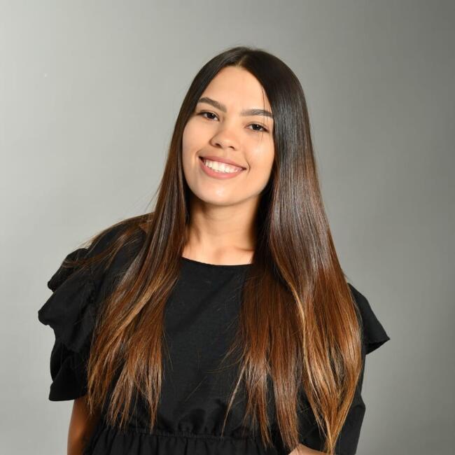 Emprego de babá em Cascavel: Kervila