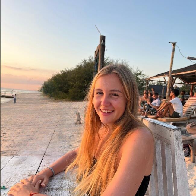 Babysitter in Saint-Didier-au-Mont-d'Or: Manon