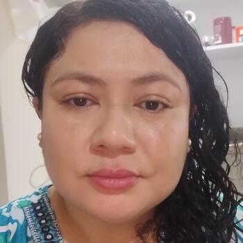 Babysitter in Rio Claro: Cristina