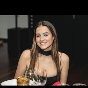 Babysitter em Loures: Luz Maria