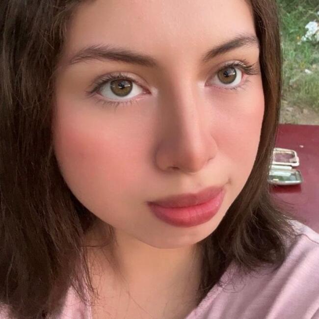 Babysitter in San Salvador: Karen