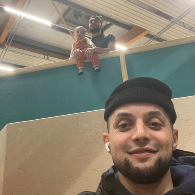 Baby-sitter in Aigle: Ismail
