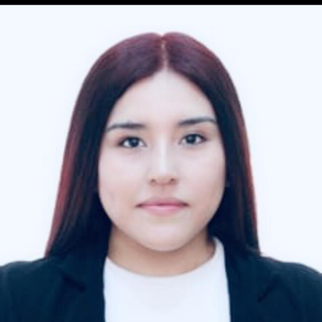 Babysitter in Siena: Juliamaria Vanessa