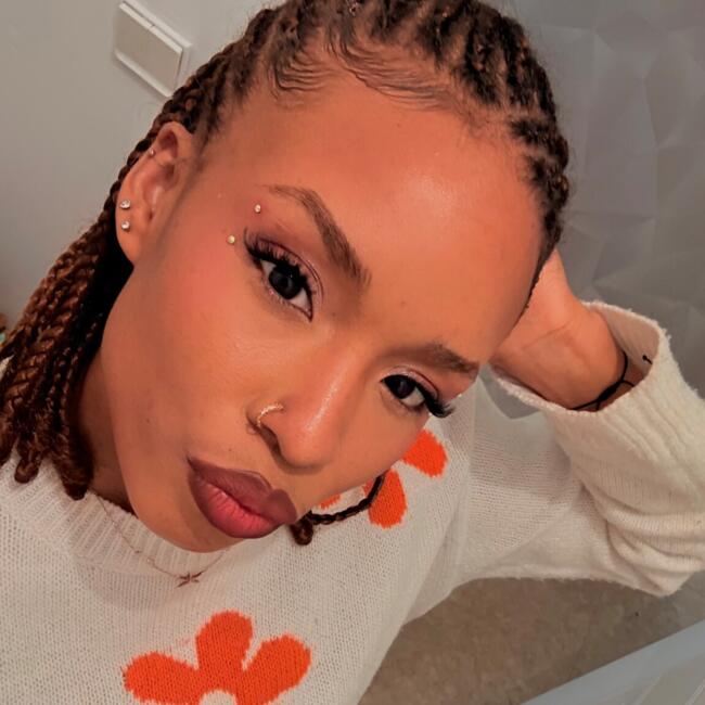 Babysitter in Nogent-sur-Oise: Evanjemyrne