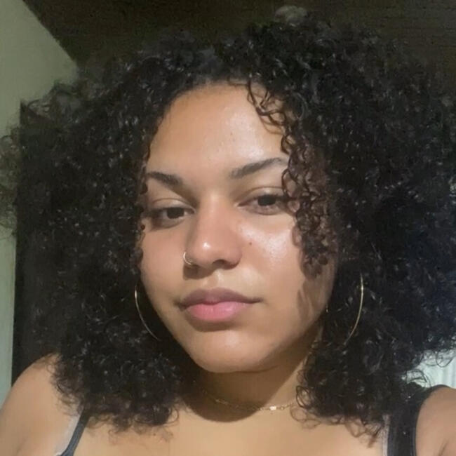 Babysitter in Belém: Danielle