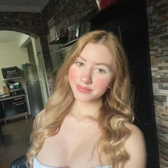Babysitter in São Paulo: Nicole