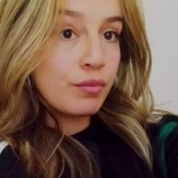 Babysitter in Villamayor: Inés