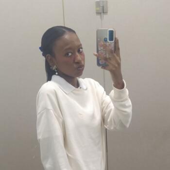 Babysitter in Cativá: Linda