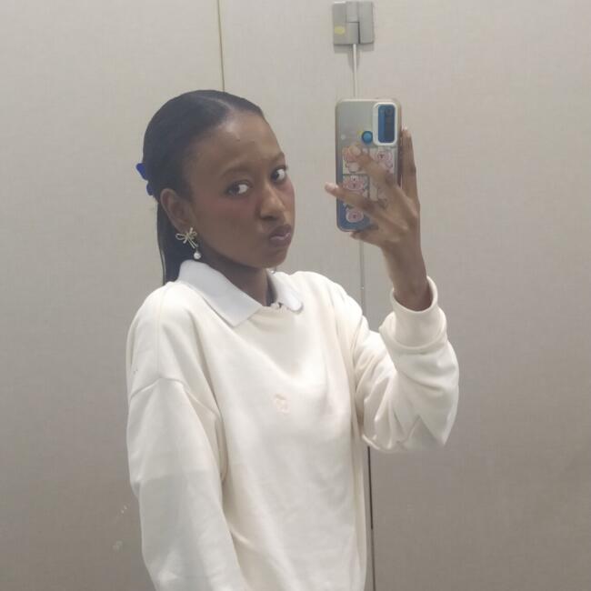 Babysitter in Cativá: Linda