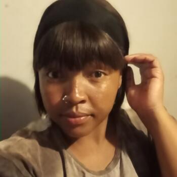 Nanny in Colesberg: Sinazo