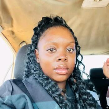 Babysitter in Brits: Zinhle
