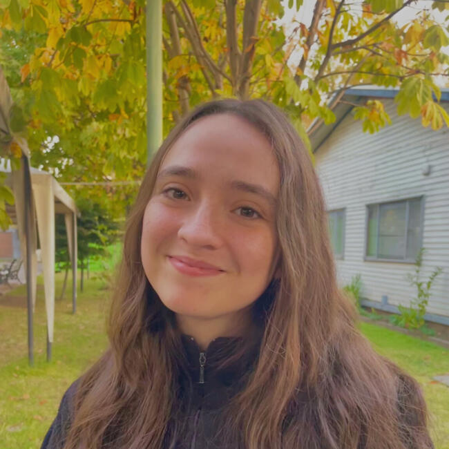 Babysitter in Los Ángeles: Fernanda