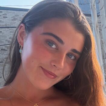 Babysitter in Dublin: Hazel