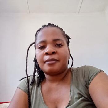 Babysitter Cape Town: Nyaradzo