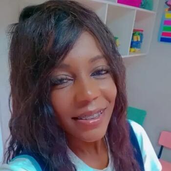 Babysitter in Nova Friburgo: Angélica