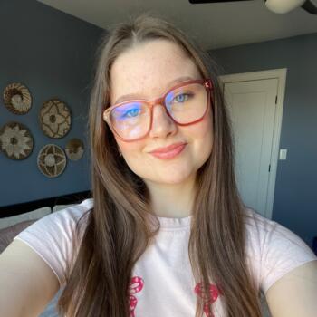 Babysitter Le Mesnil-Saint-Denis: Janelle