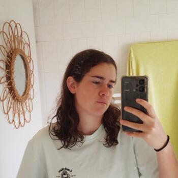 Babysitter in Château-Gontier: Janice