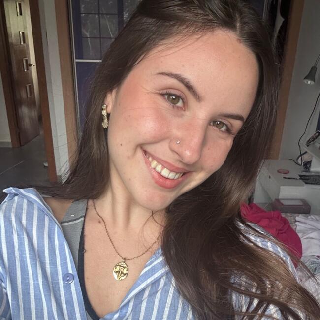 Babysitter in Paterna: Paula