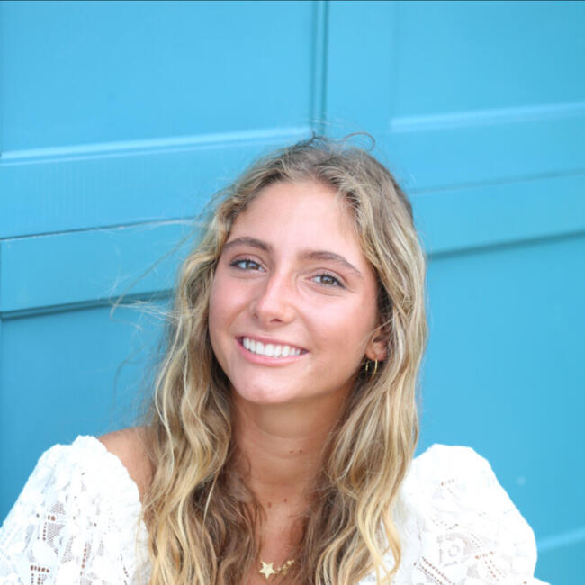 Babysitter in Auckland: Chloe