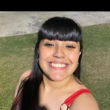 Babysitter in Almirante Brown: Priscila