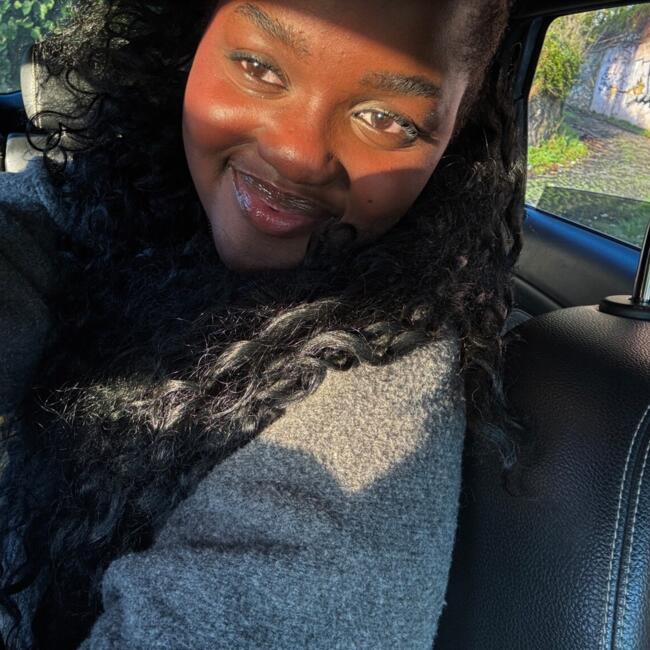 Babysitter in Cascais: Jaciela