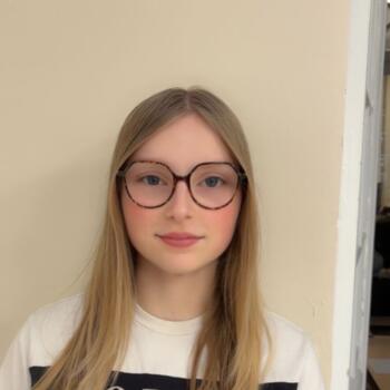 Babysitter in Liévin: Coralie