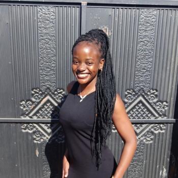 Babysitter in Bulawayo: Pauline T