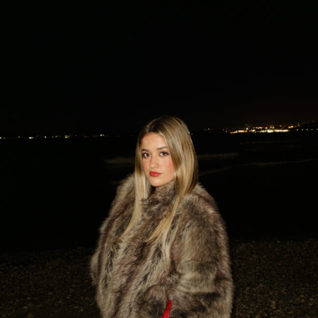 Babysitter in Lisbon: Madalena