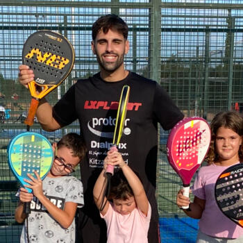 Niñera en Coachford: Raúl